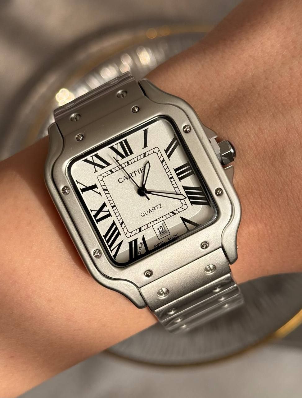 ساعت کارتیر صفحه بزرگ مناسب خانم ها و آقایان