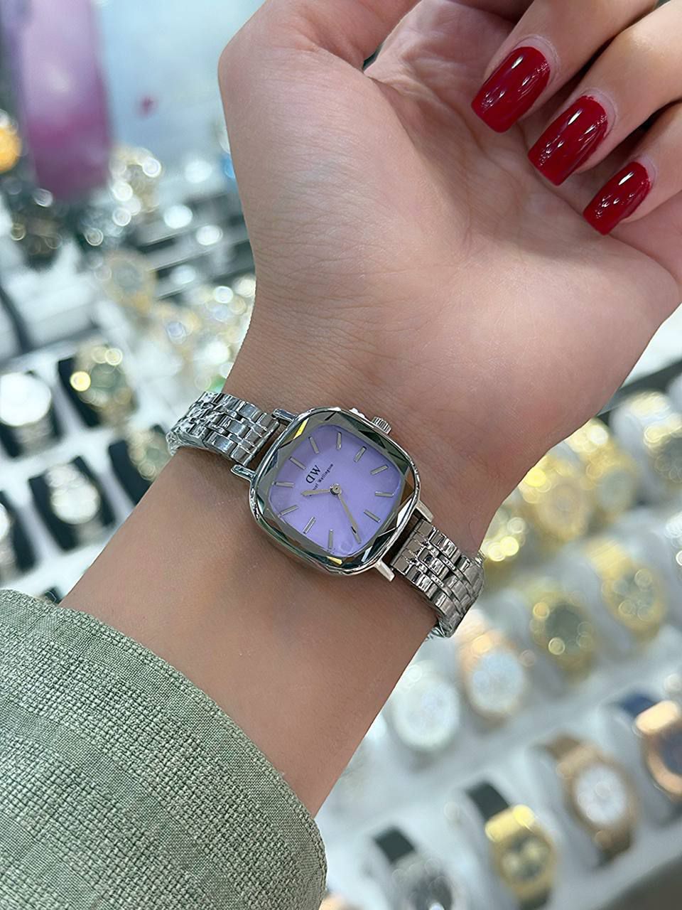 ساعت پرفروش زنانه مارک  dw