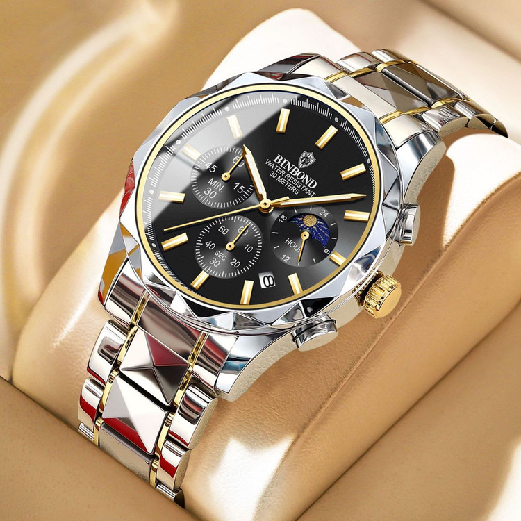 ساعت بین باند مردانه قاب الماسی کرنوگراف نمایش مون استار دارای روز شمار بند استیل الماسی شیشه سافایر شب نما درخشان ونمایشی قفل دو پروانه ای موتور کوارتز