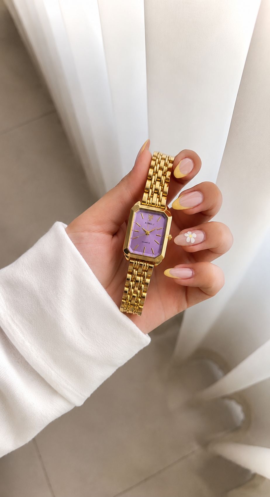 ساعت مچی زنانه      ♤زنونه شرکتی   طرح مستطیلی  شیشه الماسی مقاوم در برابر آب  قفل کلیپسی  موتور کوارتز  بند استیل