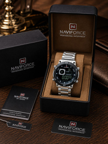 ساعت مردانه NAVIFORCE 🏷️ برند: NAVIFORCE 👨 مناسب: آقایان ⚙️ نوع موتور: کوارتز آنالوگ–دیجیتال 🔋 منبع انرژی: باتری 🔢 نمایشگر: ترکیبی عقربهای و دیجیتال ⏱️ کرنوگراف: دارد 📅 نمایش تاریخ: دارد 💡 نور صفحه: دارد ⏰ آلارم: دارد 🔘 دکمههای تنظیم: چندمنظوره 🔗 بند: استیل 🔒 نوع قفل: تاشو 🖤 رنگ صفحه: مشکی سبز ✨ رنگ بند: سیلور 🎁 بستهبندی: دفترچه و تگ برند ⚡ طراحی اسپرت و جذاب؛ مناسب استفاده روزمره و استایل اسپرت
